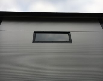 Aluminum-vindu-svart.jpg