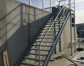 steel-stairs-of-inside.jpg